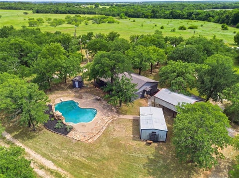 Photo of 992 Fm 2210, Bridgeport, TX 76426 (MLS # 21383864)