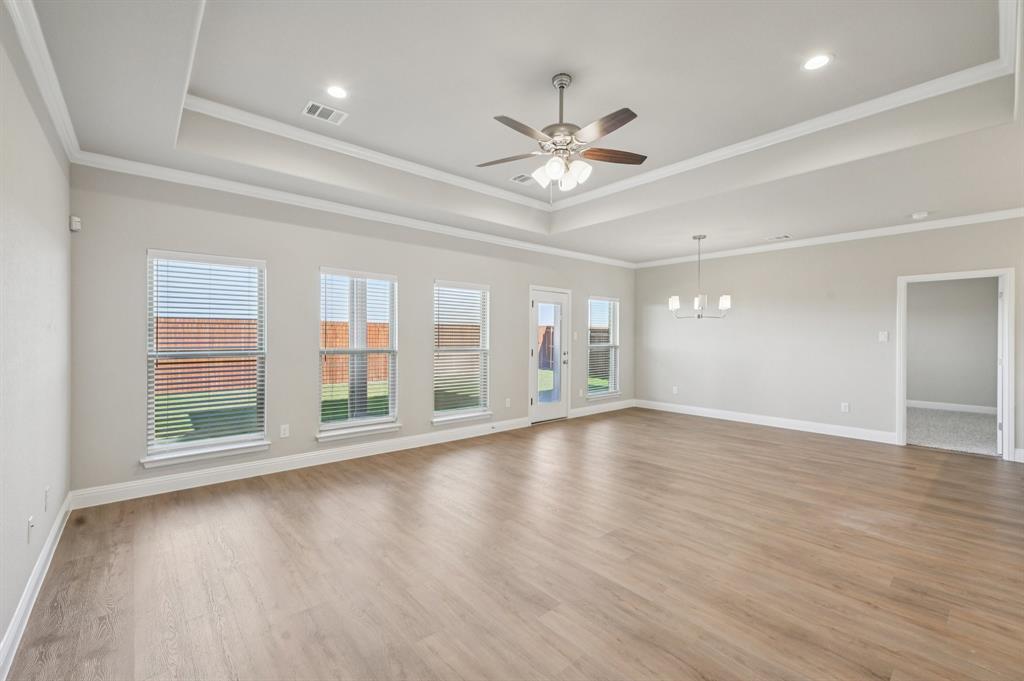 Eagle Glen Elements - Residential