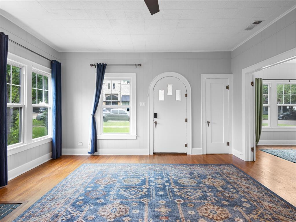 O T Ennis - Residential