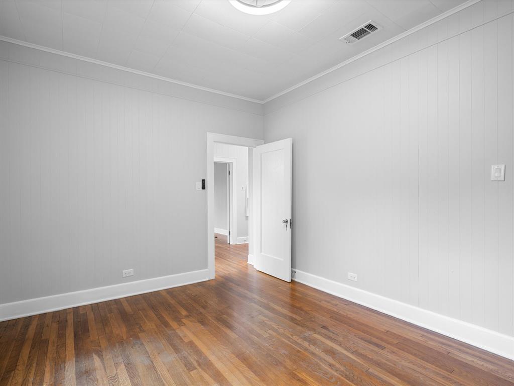 O T Ennis - Residential