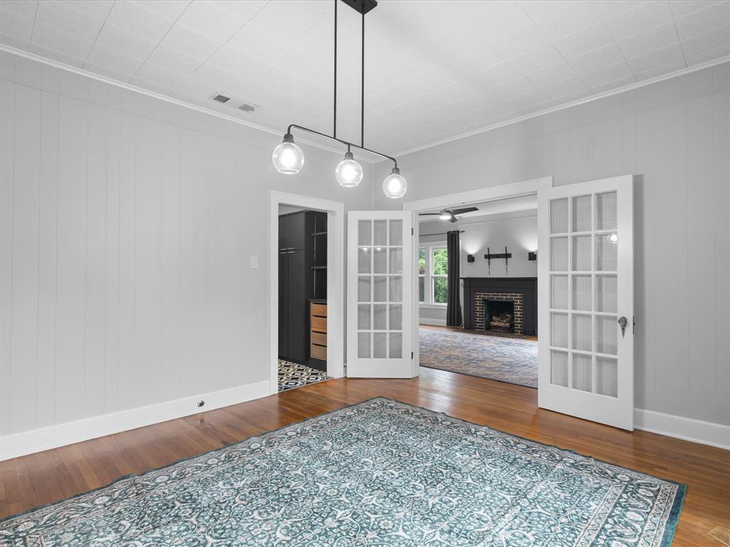 O T Ennis - Residential