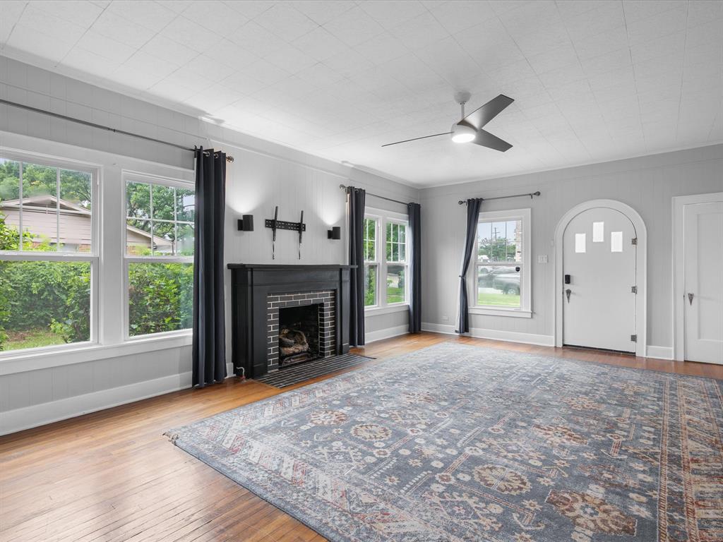 O T Ennis - Residential