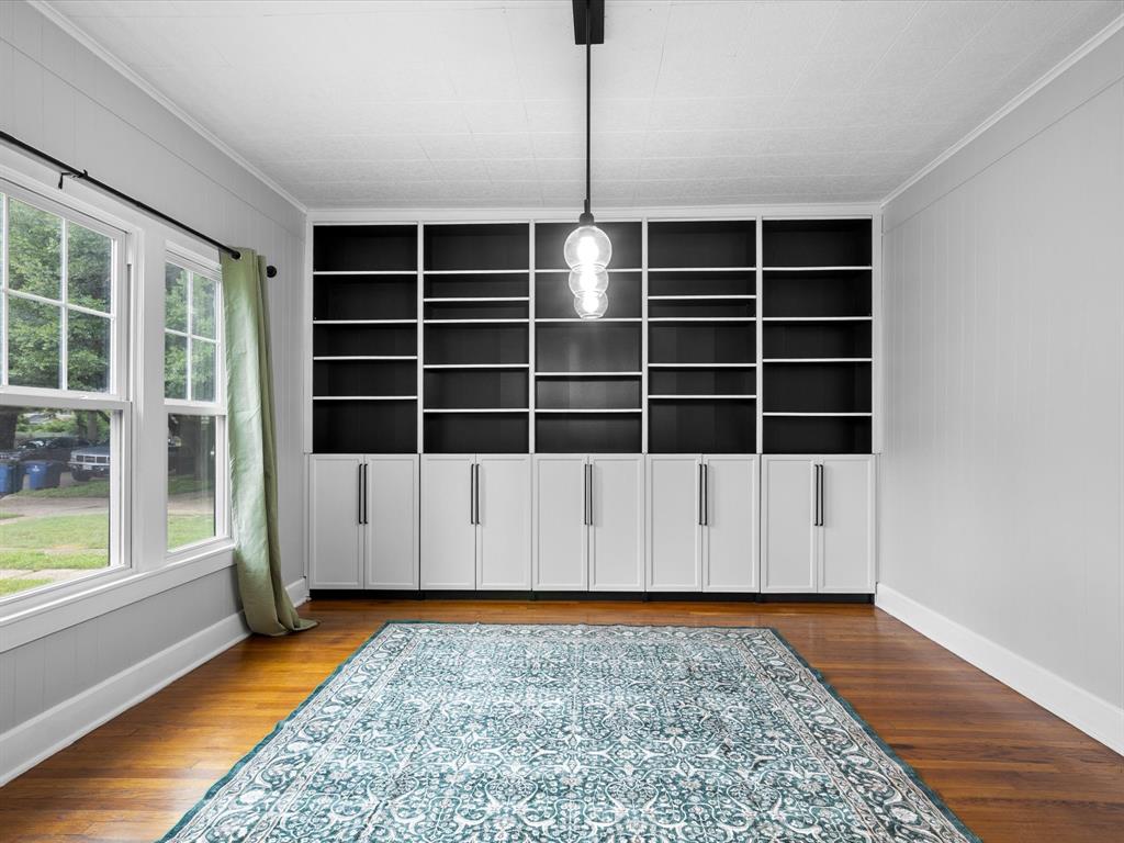 O T Ennis - Residential