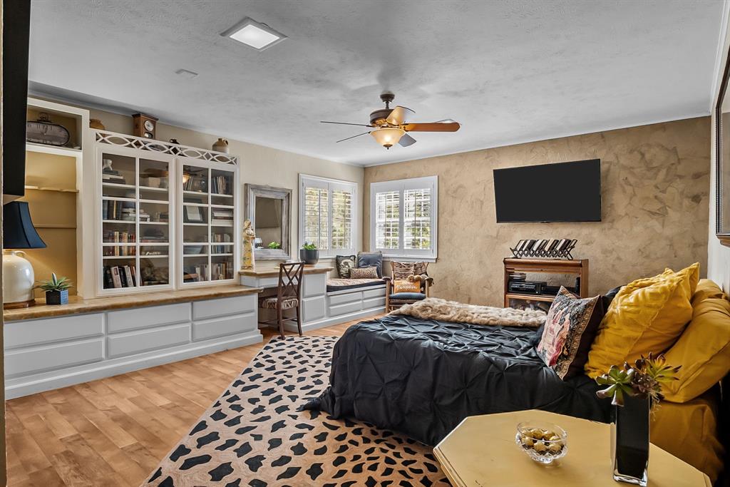 S & B N - Residential