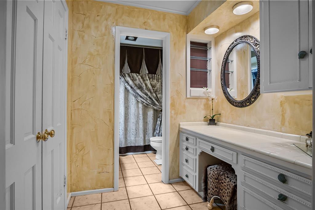 S & B N - Residential