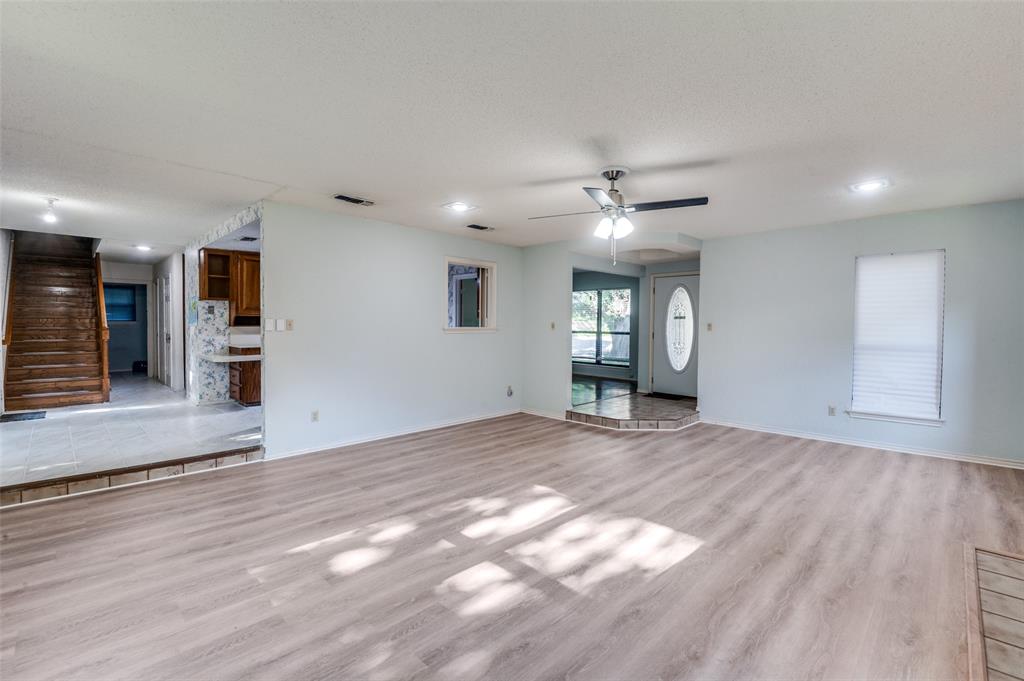 2719 Sunrise Drive
