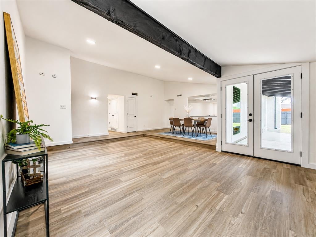 3406 Country Club Drive