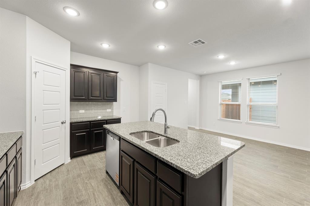 Creekside Ranch - Residential