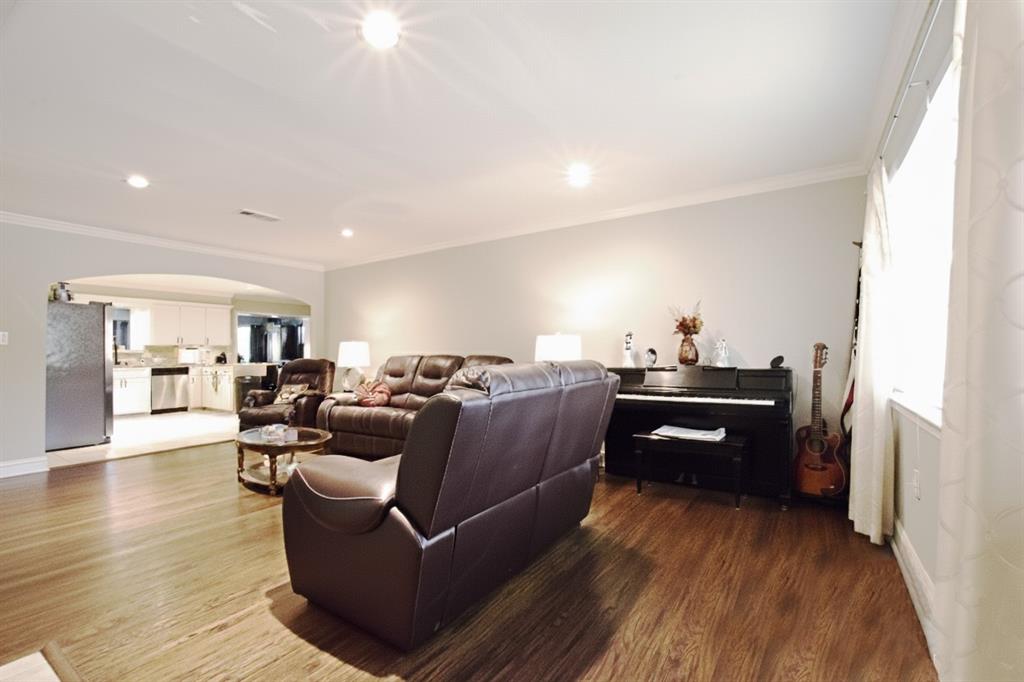 Claremont Add 04 Instl - Residential