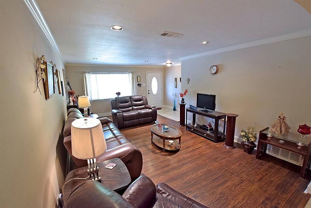 Claremont Add 04 Instl - Residential