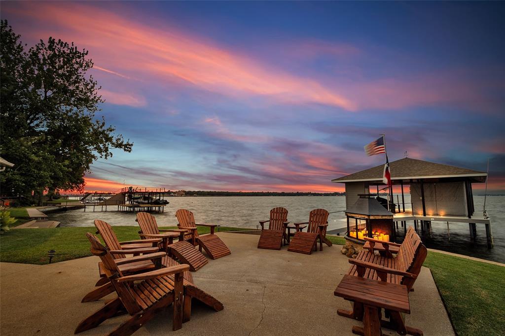 258 Lakeview Drive