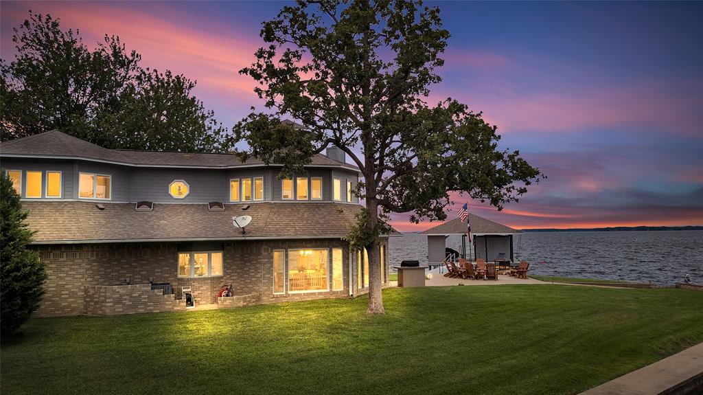 258 Lakeview Drive