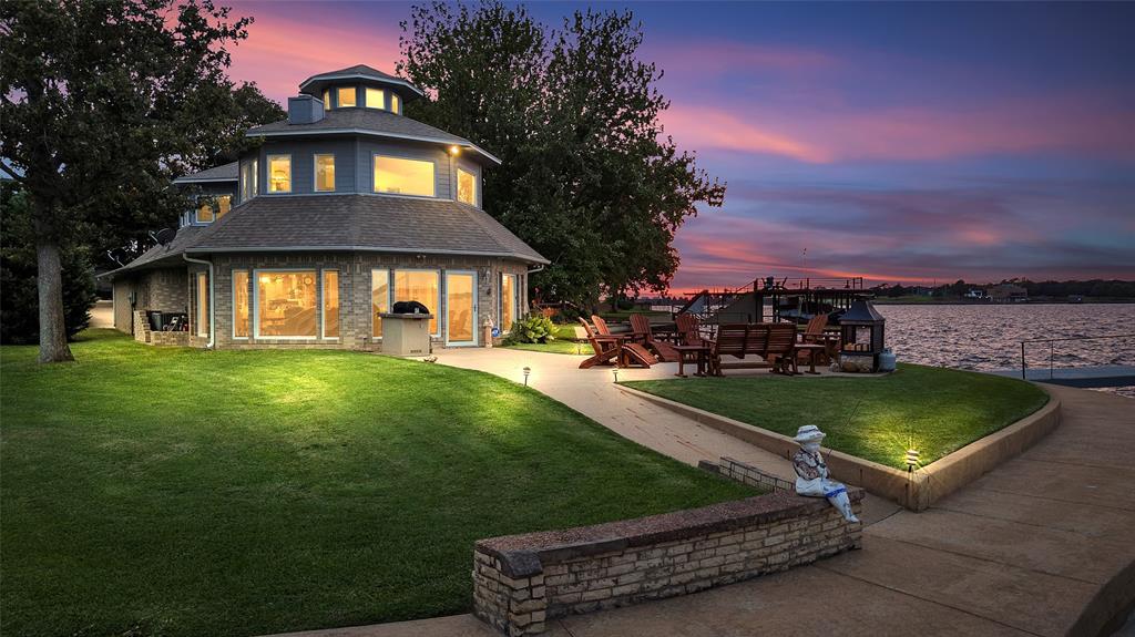 258 Lakeview Drive