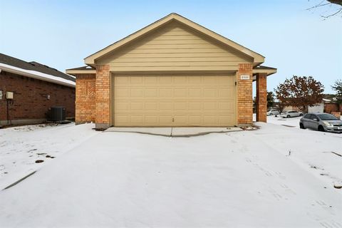 8919 Valley River Drive Fort Worth TX 76244