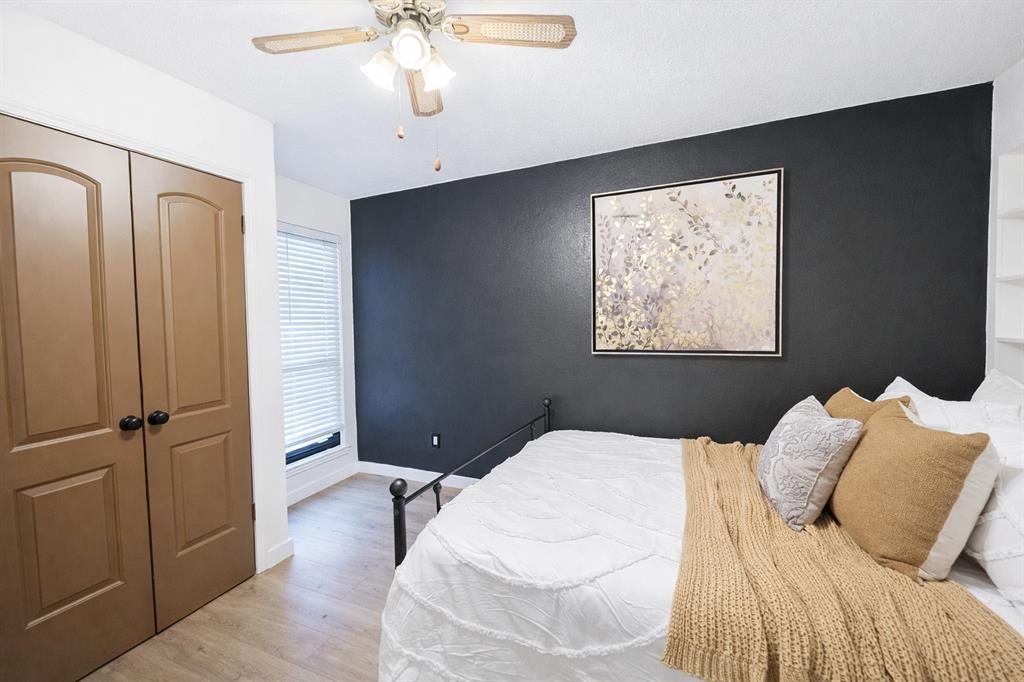 Cloisters Condo The - Residential