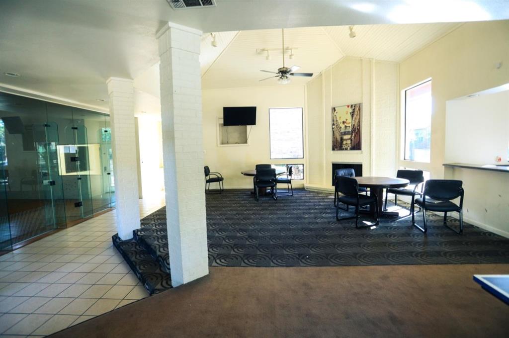 Cloisters Condo The - Residential