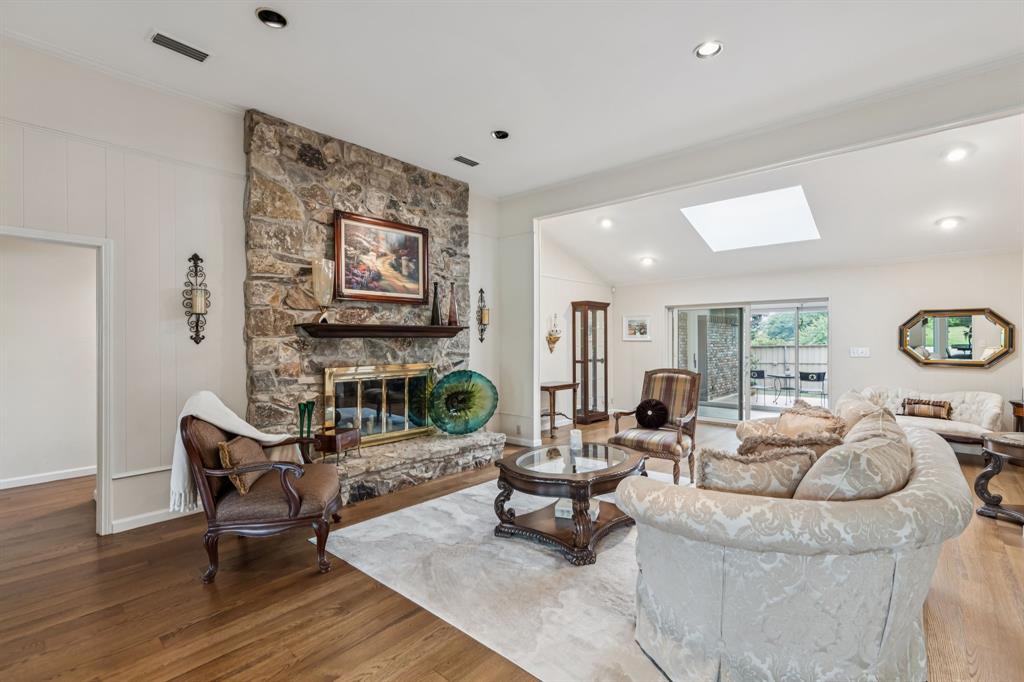 9620 Vista Oaks Drive