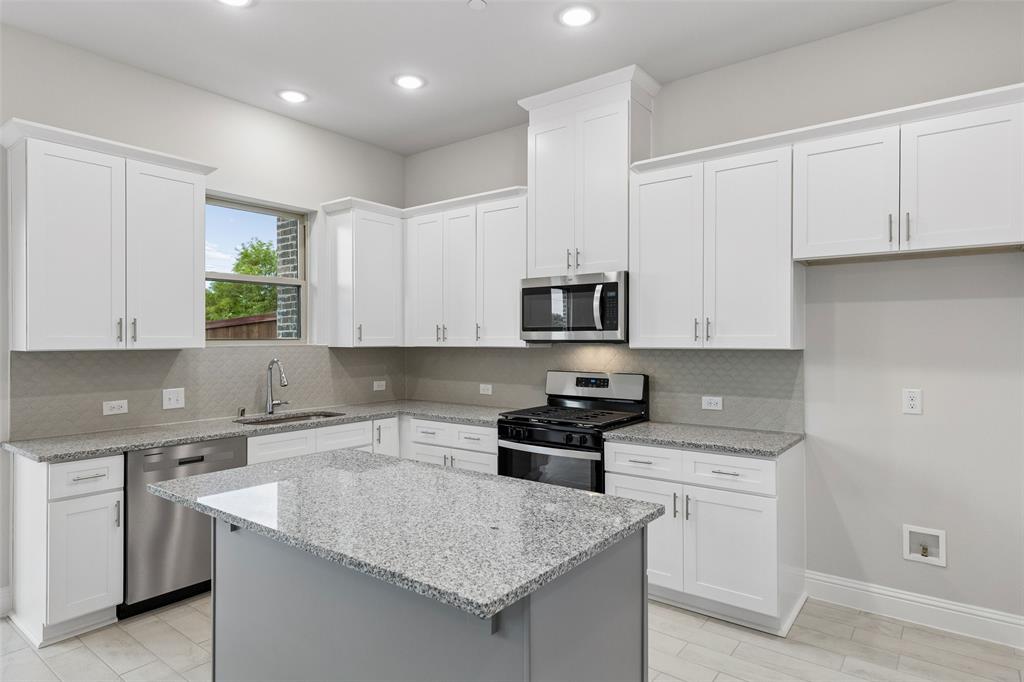 928 Heart Reef Road