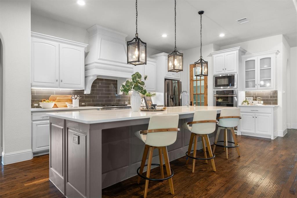 4003 Preston Lane