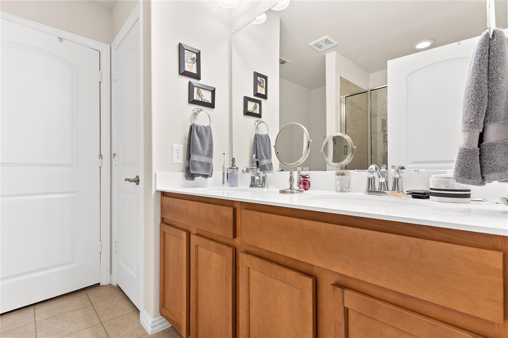 TRINITY FALLS PLANNING UNIT 3 PHASE 5B EAST - Residential Lease