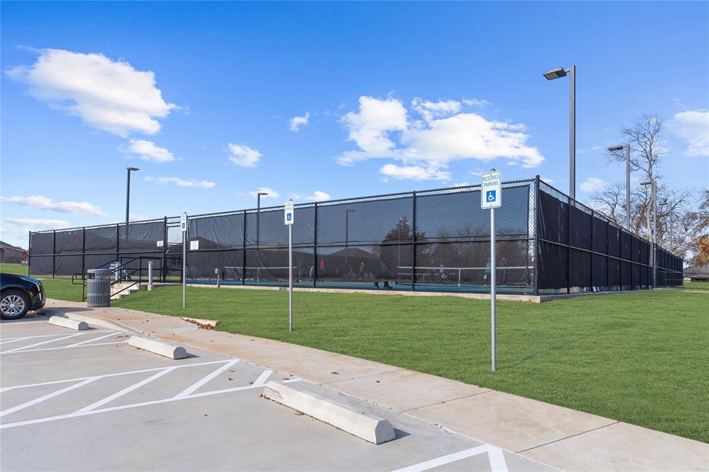 TRINITY FALLS PLANNING UNIT 3 PHASE 5B EAST - Residential Lease