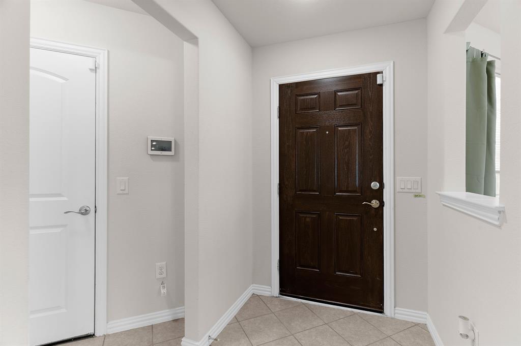 TRINITY FALLS PLANNING UNIT 3 PHASE 5B EAST - Residential Lease