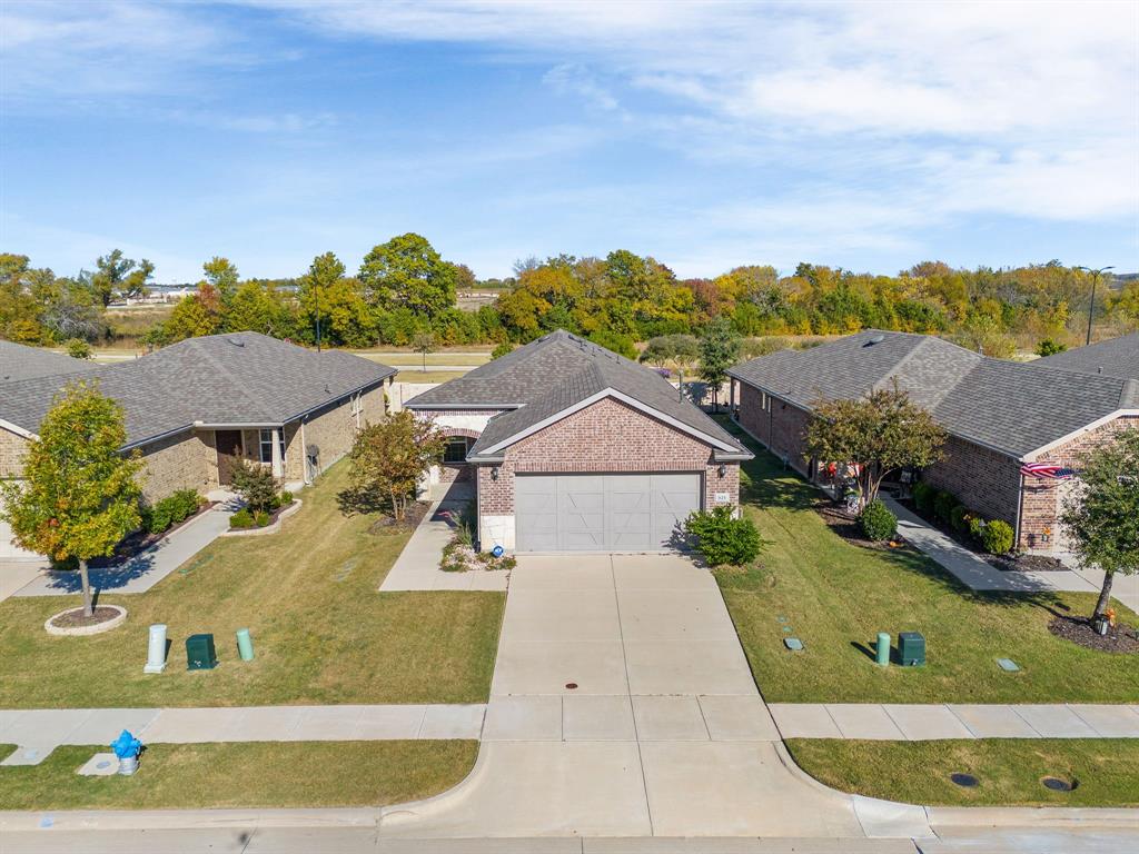 TRINITY FALLS PLANNING UNIT 3 PHASE 5B EAST - Residential Lease