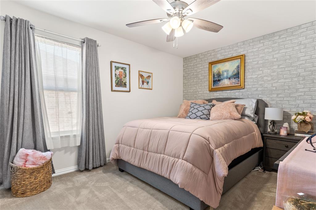 TRINITY FALLS PLANNING UNIT 3 PHASE 5B EAST - Residential Lease