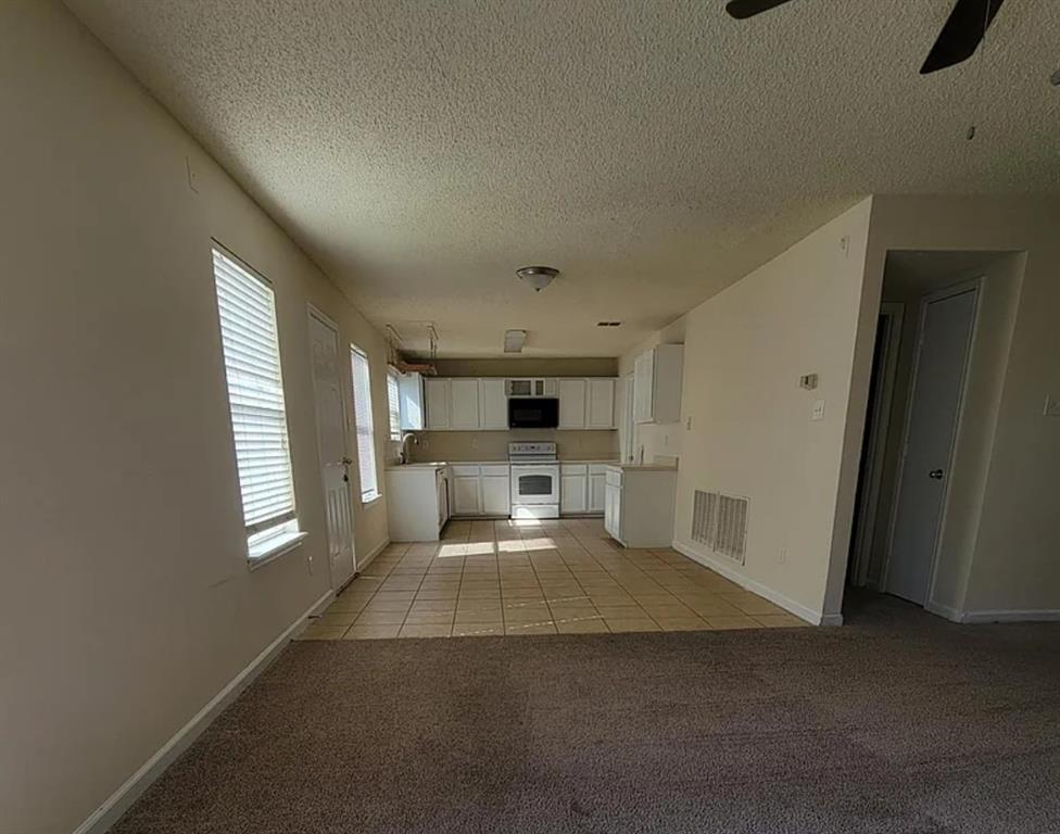 Legends Of Mckinney Ph II - Residential Lease