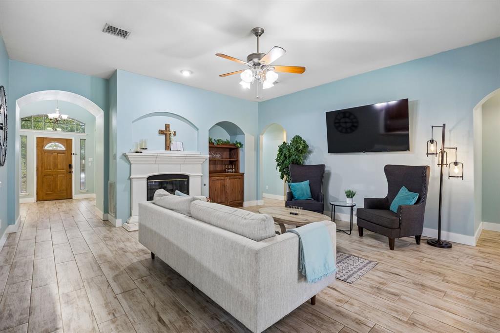 1305 Stanford Drive