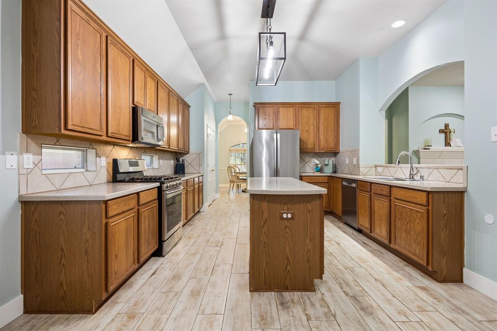 1305 Stanford Drive