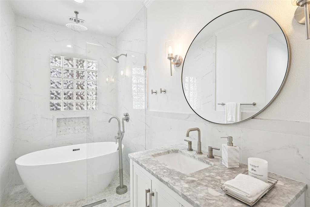 Hollywood Rev - Residential