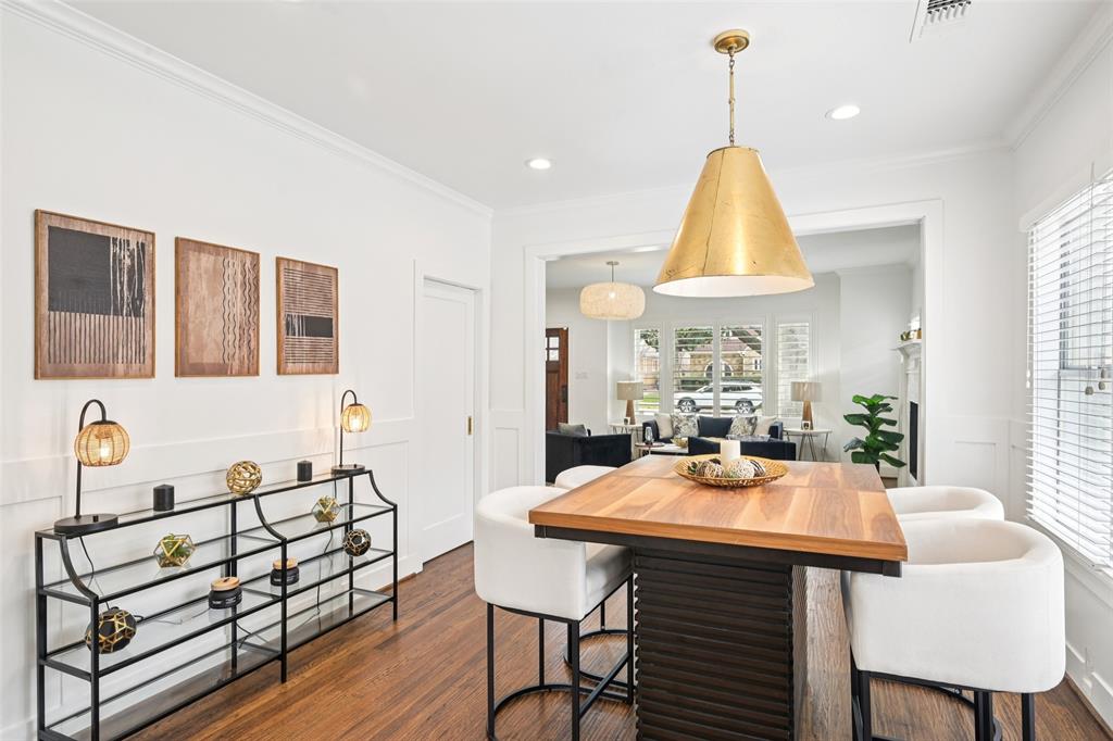 Hollywood Rev - Residential