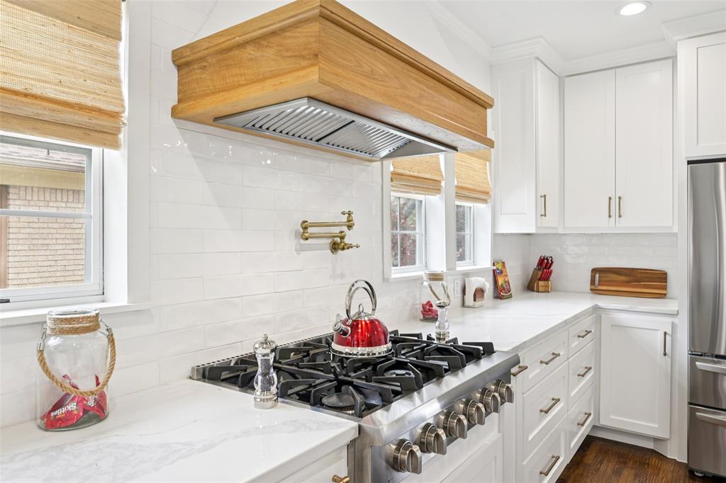 Hollywood Rev - Residential