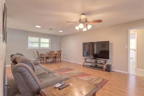 Tiny photo for 914 S Ave N, Clifton, TX 76634 (MLS # 21210365)