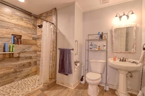 Tiny photo for 914 S Ave N, Clifton, TX 76634 (MLS # 21210365)