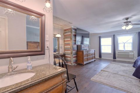 Tiny photo for 914 S Ave N, Clifton, TX 76634 (MLS # 21210365)