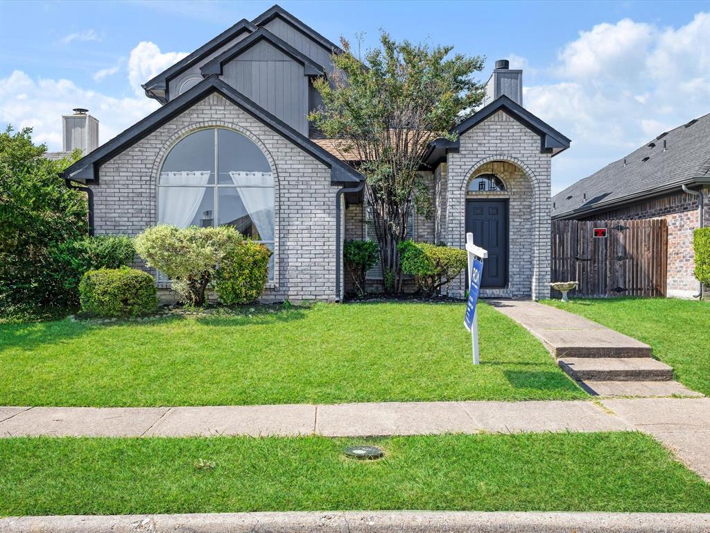Photo of 2409 Baretta Drive, Mesquite, TX 75181 (MLS # 21349166)