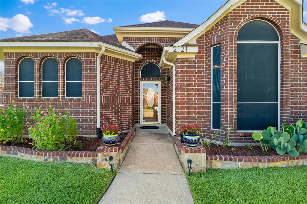 2121 Walden Place