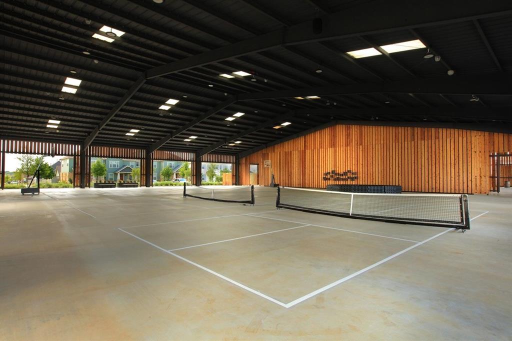 516 Landon Way