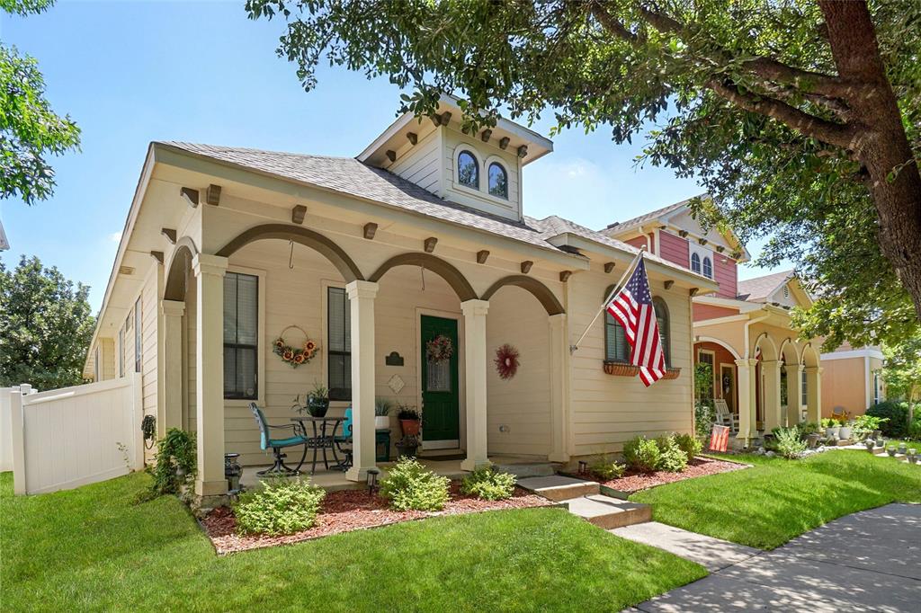 1716 Spanish Moss Way