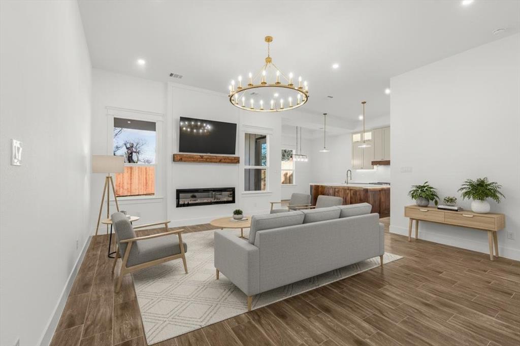 SANSOM PARK BROADVIEW ACRES - Residential