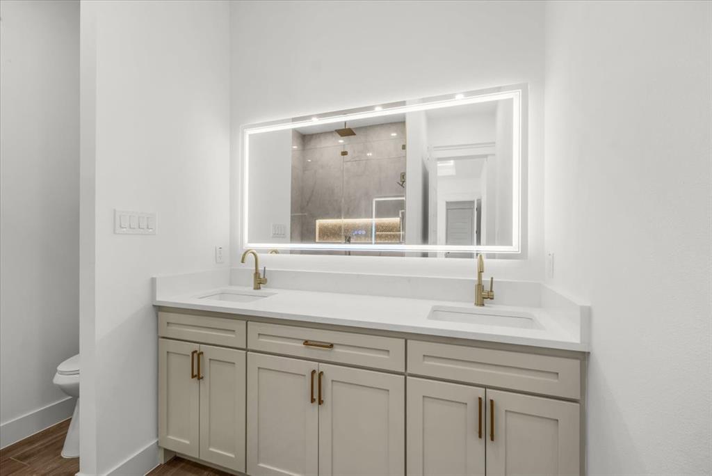 SANSOM PARK BROADVIEW ACRES - Residential