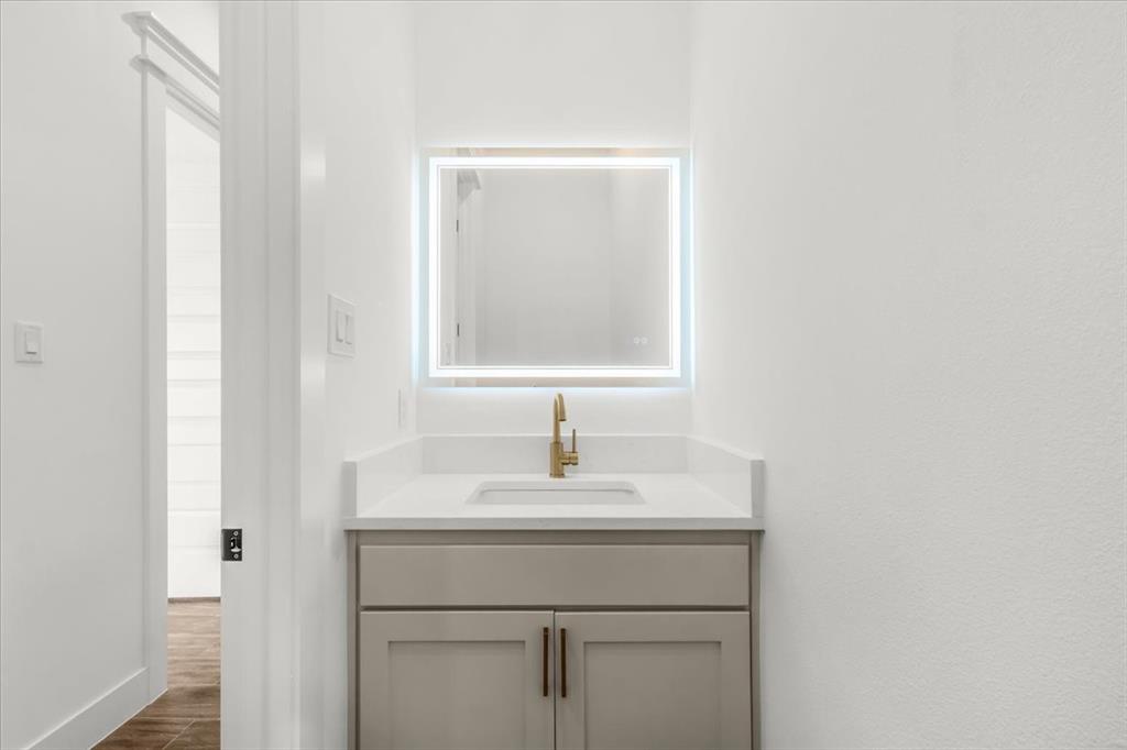 SANSOM PARK BROADVIEW ACRES - Residential