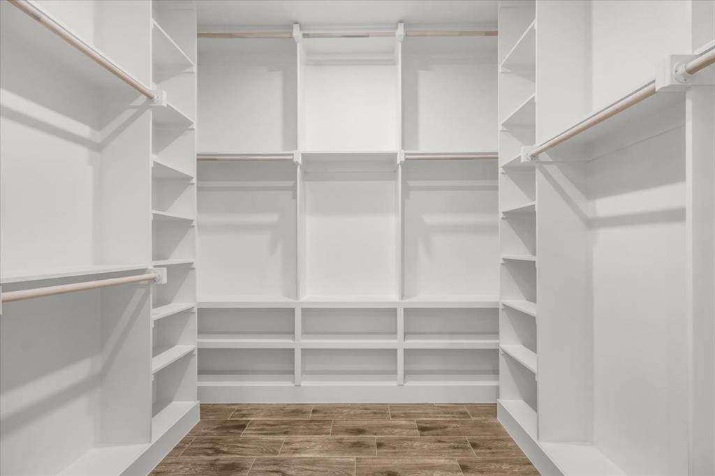 SANSOM PARK BROADVIEW ACRES - Residential