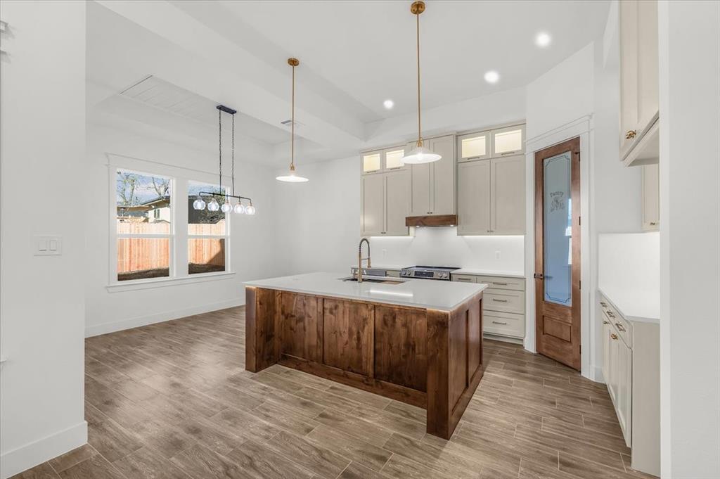 SANSOM PARK BROADVIEW ACRES - Residential