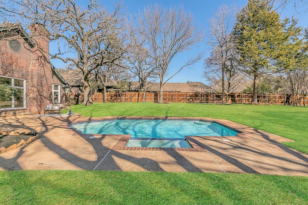 4713 Green Oaks Drive