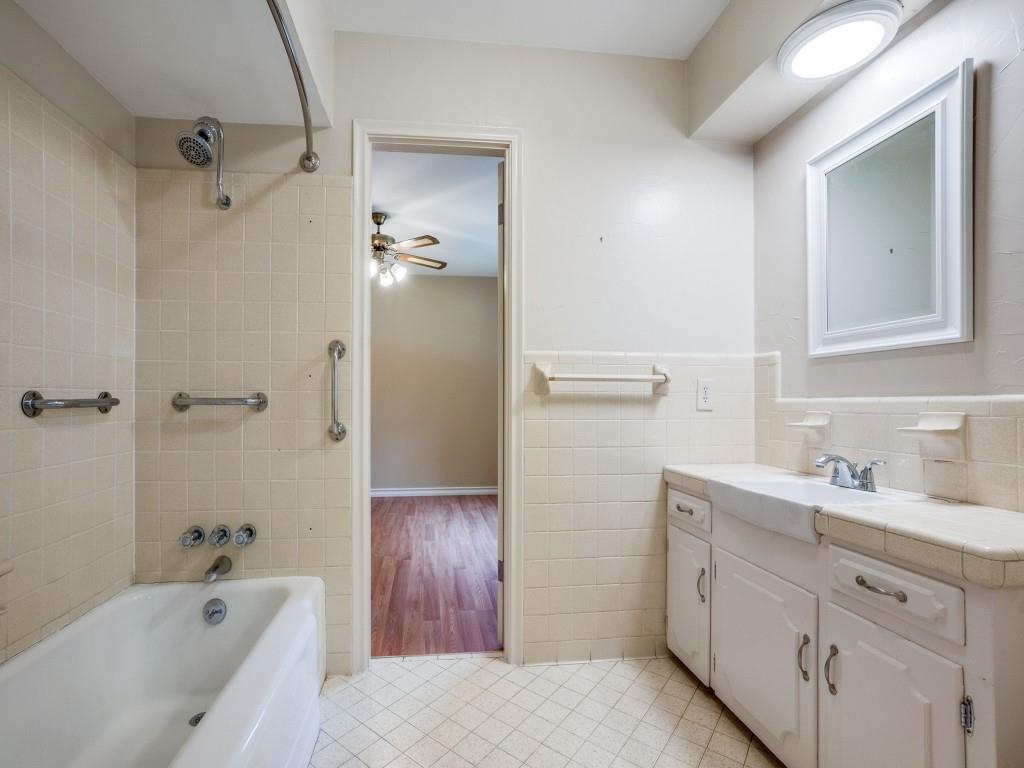 Royal North Estates - Residential Lease