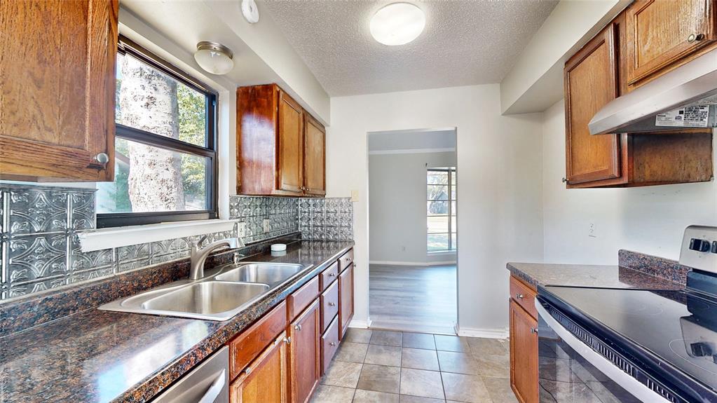 Richardson East Sec 03 - Residential Lease