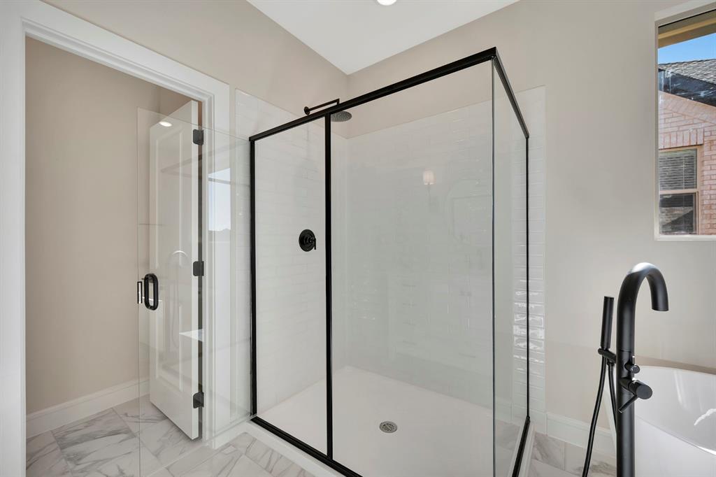 Elevon - Residential